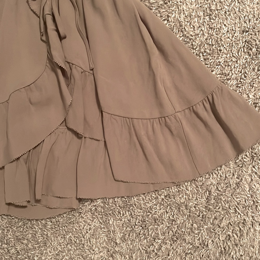 Aritzia Sunday Best Wrap Dress - Picture 5 of 10